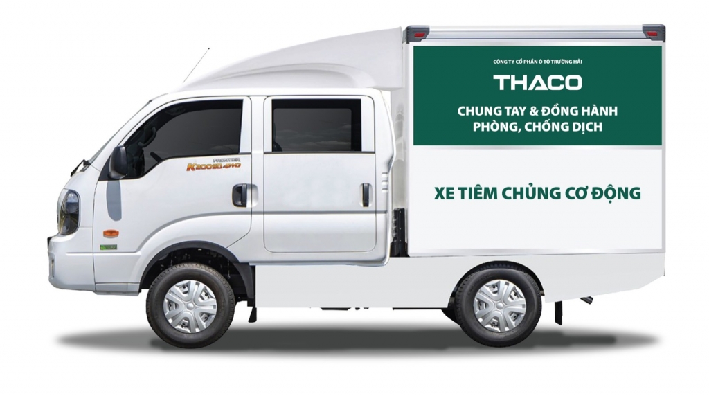 THACO tặng Hà Nội 300.000 kit test nhanh Covid – 19 và 30 xe cứu thương