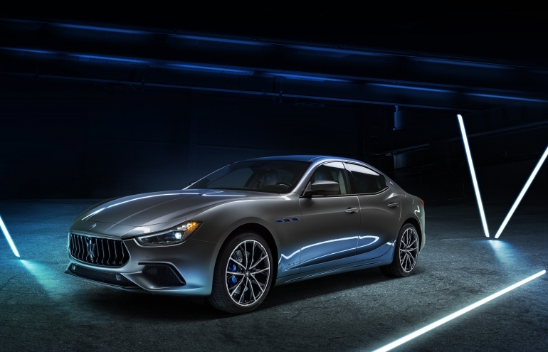 Ghibli Hybrid 2021 – “xe lai” đầu tiên của Maserati đã có mặt tại Việt Nam
