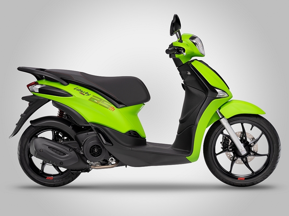 Piaggio Liberty phiên bản đặc biệt màu xanh bơ có giá 60,7 triệu đồng