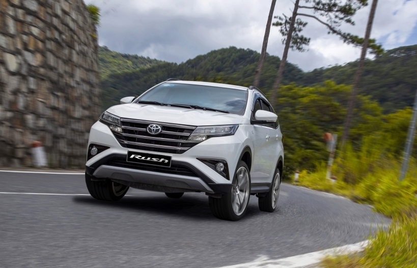 Sau giảm giá Toyota Rush tiếp tục được miễn phí 2 năm bảo hiểm thân vỏ