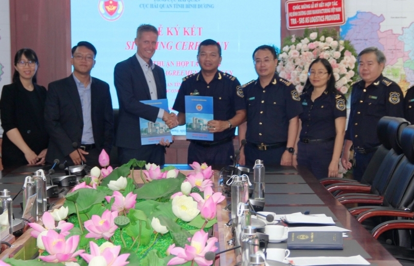 Hải quan Bình Dương ký thỏa thuận hợp tác với LEGO Manufacturing Việt Nam