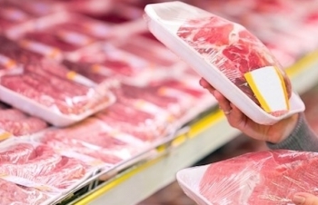 Nhập khẩu thịt lợn tăng hơn 200%, vẫn thúc nhập thêm nữa