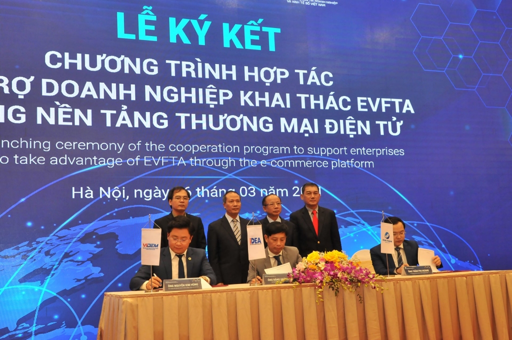 Ký Hợp tác hỗ trợ doanh nghiệp khai thác EVFTA bằng nền tảng thương mại điện tử giữa 3 bên: Cục Thương mại điện tử và Kinh tế số (Bộ Công Thương), Viện Khoa học Quản trị doanh nghiệp và Kinh tế số Việt Nam, Tập đoàn Kim Nam.