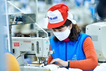Vinatex cung ứng ra thị trường 60 triệu chiếc khẩu trang vải