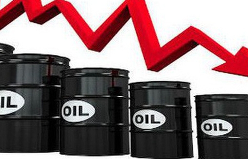 Việt Nam có nên mua dầu dự trữ khi giá âm?
