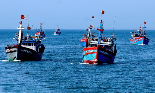 Hỗ trợ ngư dân bám biển khi Trung Quốc đơn phương cấm đánh bắt cá trên biển Đông