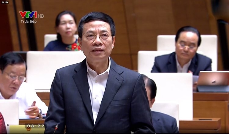 Bộ trưởng Bộ Thông tin và Truyền thông Nguyễn  Mạnh Hùng 