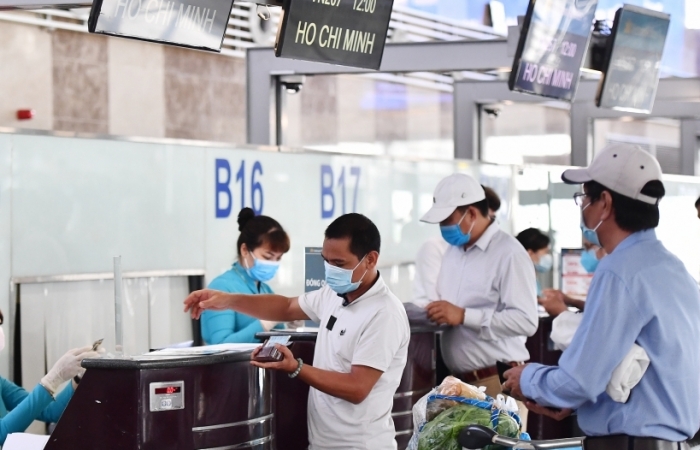 Tiếp tục đề xuất ưu tiên tiêm vắc xin cho nhân viên hàng không