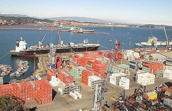 6 tháng, sản lượng hàng hóa thông qua cảng biển tăng 13%