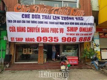 Hà Nội: Hàng quán đóng cửa, đường phố vắng vẻ sau lệnh đóng cửa phòng dịch Covid-19