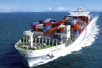 Tăng cường kiểm soát an toàn container vận chuyển qua cảng biển
