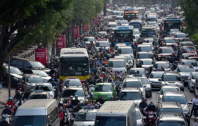 Chưa đủ điều kiện triển khai thu phí xe vào nội đô Hà Nội?