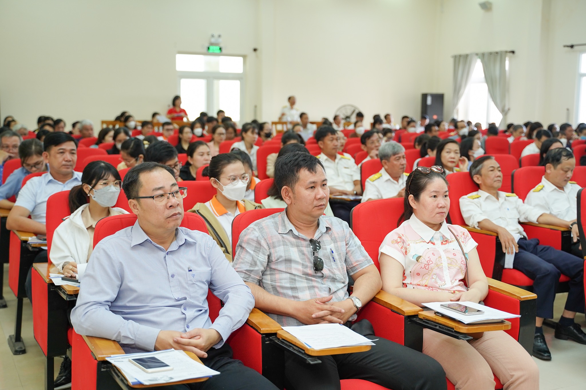 cuc thue binh thuan dong hanh ho tro nguoi nop thue thuc hien ke khai quyet toan thue
