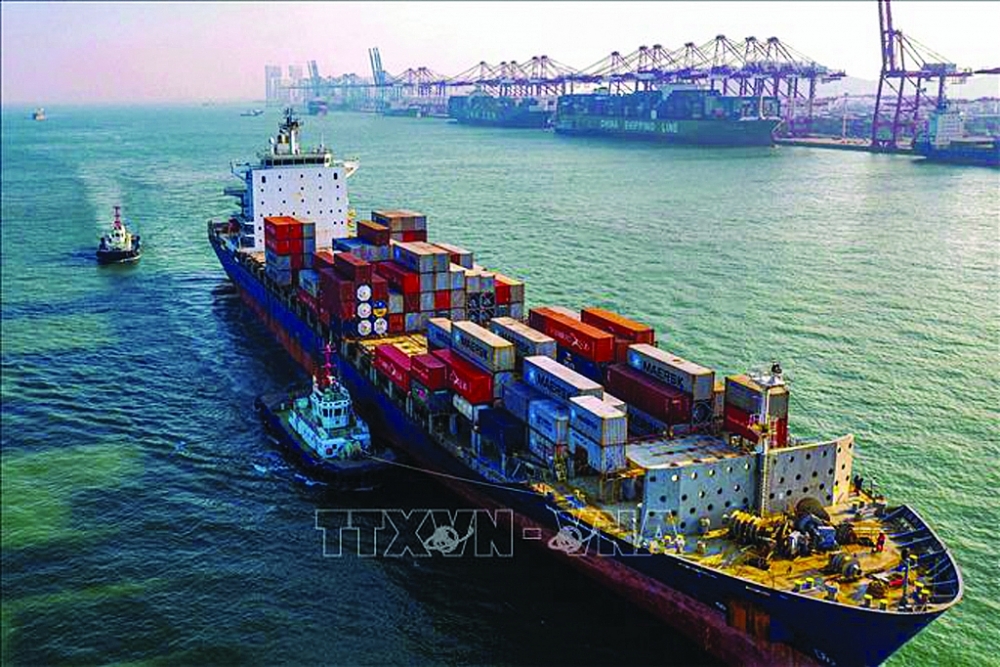Cuộc khủng hoảng vận tải biển cũng đặt ra câu hỏi về sự phát triển của cơ sở hạ tầng, vốn là nền tảng cho thương mại quốc tế và thịnh vượng kinh tế.