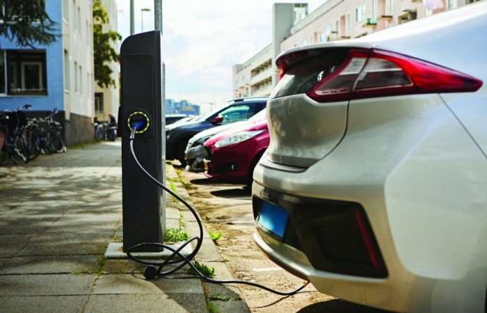 Ưu đãi thuế tiêu thụ đặc biệt với ô tô chạy bằng xăng kết hợp điện
