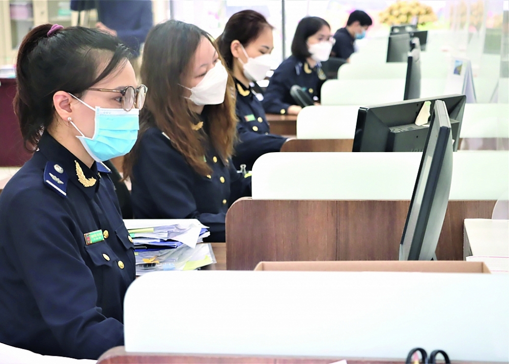 Ứng dụng hệ thống thông minh để quản lý rủi ro hải quan Ứng dụng hệ thống thông minh để quản lý rủi ro hải quan
