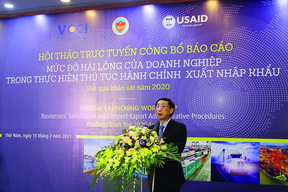 Phó Tổng cục trưởng Tổng cục Hải quan Hoàng Việt Cường phát biểu tại lễ công bố báo cáo. 	 Ảnh: Quang Hùng