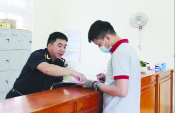 Thủ tục tiếp nhận hồ sơ, trả kết quả qua dịch vụ bưu chính công trong lĩnh vực hải quan