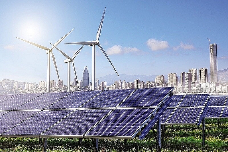 Chi phí đầu tư cho năng lượng tái tạo ngày càng rẻ, mở ra cơ hội lớn cho DN. Ảnh: ST