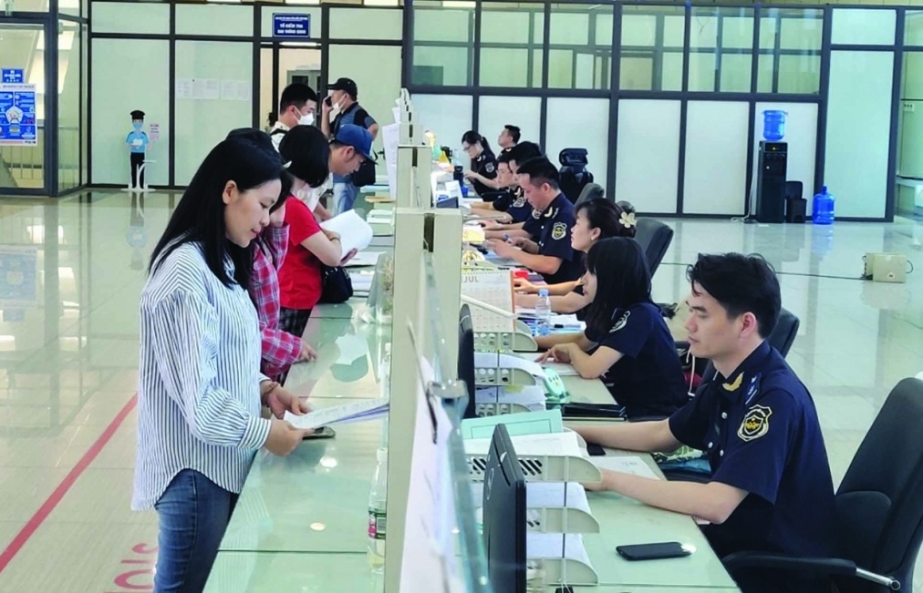 Các phương tiện qua cửa khẩu quốc tế Hữu Nghị (Lạng Sơn) cần lưu ý