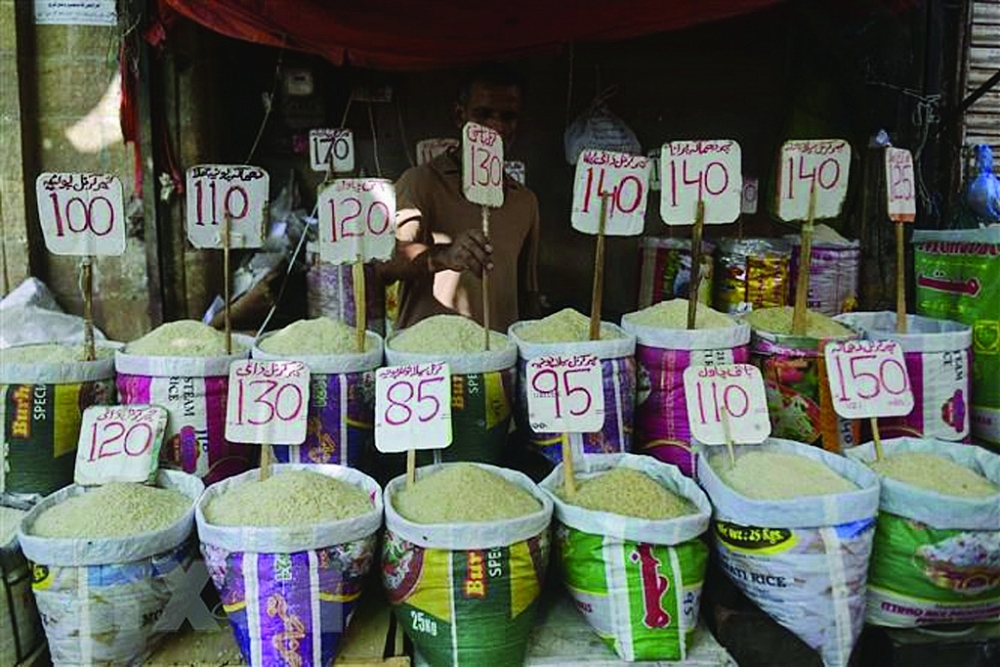 Gạo được bày bán trong chợ của Pakistan.