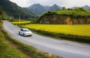 Toyota Việt Nam hỗ trợ lệ phí trước bạ cho Altis,  Innova, Fortuner