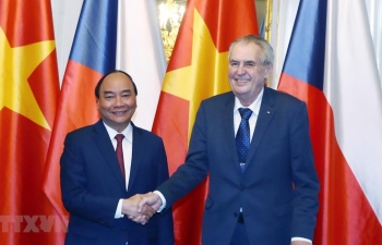 Thủ tướng Nguyễn Xuân Phúc hội kiến Tổng thống Cộng hòa Séc