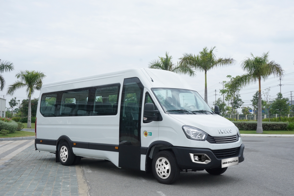 THACO giới thiệu “Dây chuyền sản xuất và sản phẩm Mini Bus IVECO DAILY”
