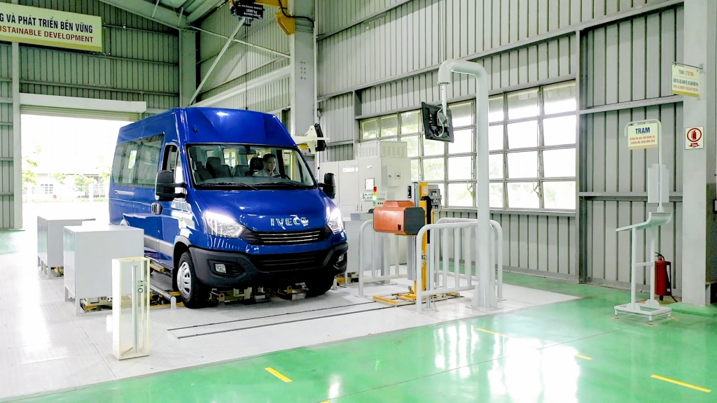 THACO giới thiệu “Dây chuyền sản xuất và sản phẩm Mini Bus IVECO DAILY”