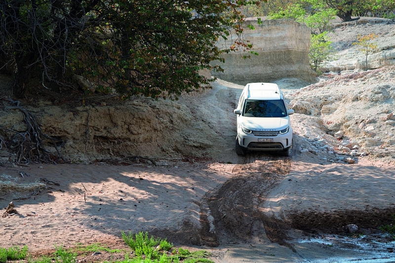Trải nghiệm Above and Beyond Tour: Cùng Land Rover khám phá thiên nhiên hoang dã ở Namibia