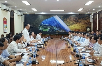 Bộ trưởng Đinh Tiến Dũng đánh giá cao kết quả tài chính - ngân sách của Quảng Bình