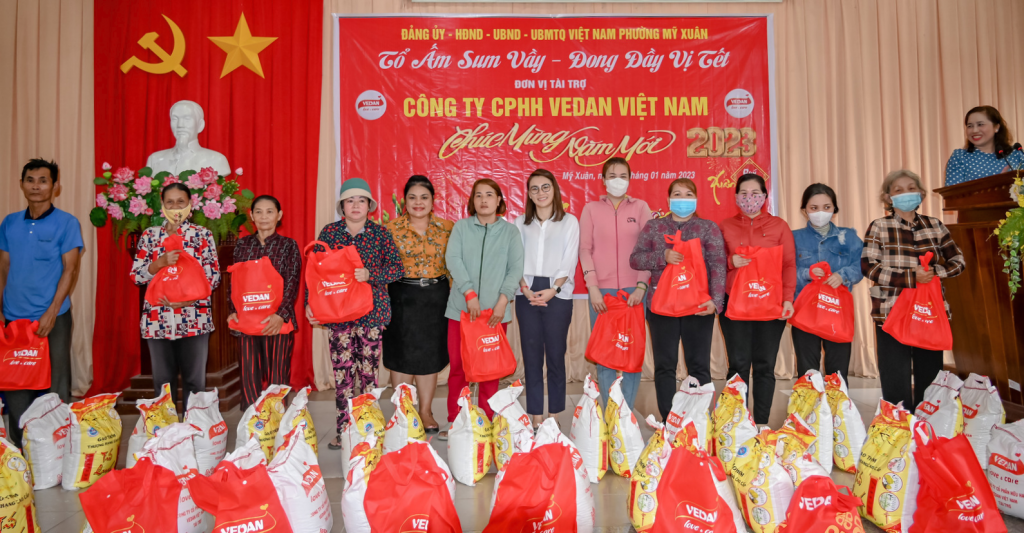 Vedan Việt Nam trao 1.000 phần quà Tết cho người dân có hoàn cảnh khó khăn