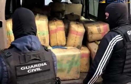 Tây Ban Nha triệt phá băng nhóm buôn ma túy lớn nhất Madrid
