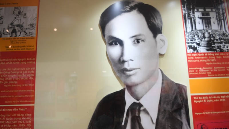 những hình ảnh quý hiếm về cuộc đời hoạt động cách mạng của bác hồ hình 2 nhung hinh anh quy hiem ve cuoc doi hoat dong cach mang cua bac ho hinh 2