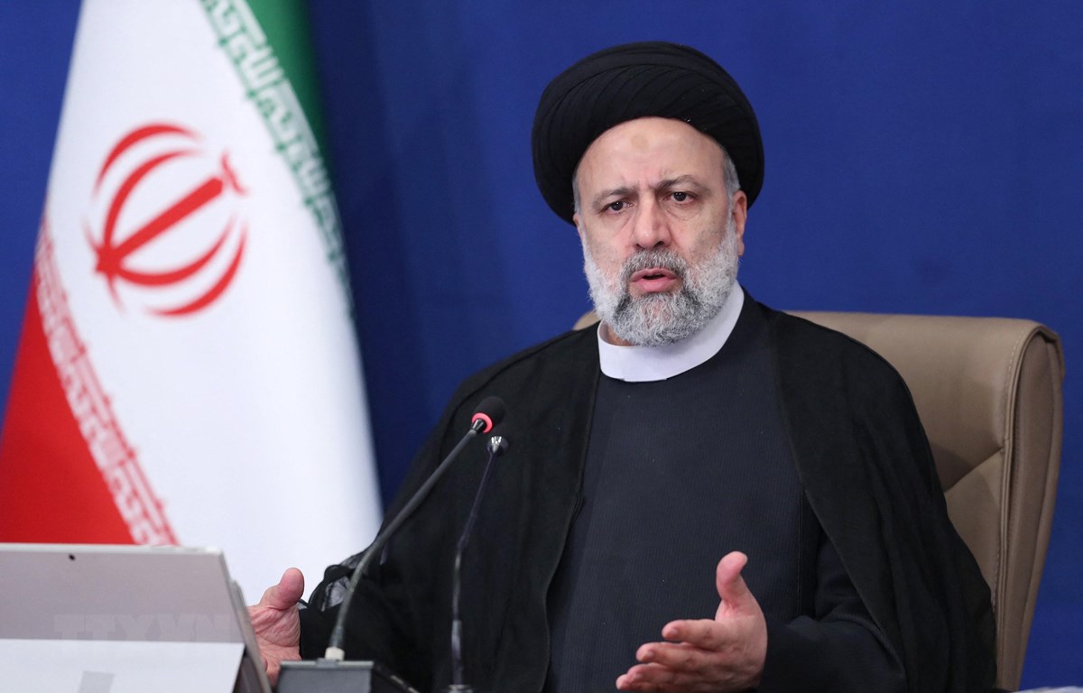 Tổng thống Iran Ebrahim Raisi phát biểu tại thủ đô Tehran ngày 26/8/2021. (Ảnh: AFP/TTXVN)