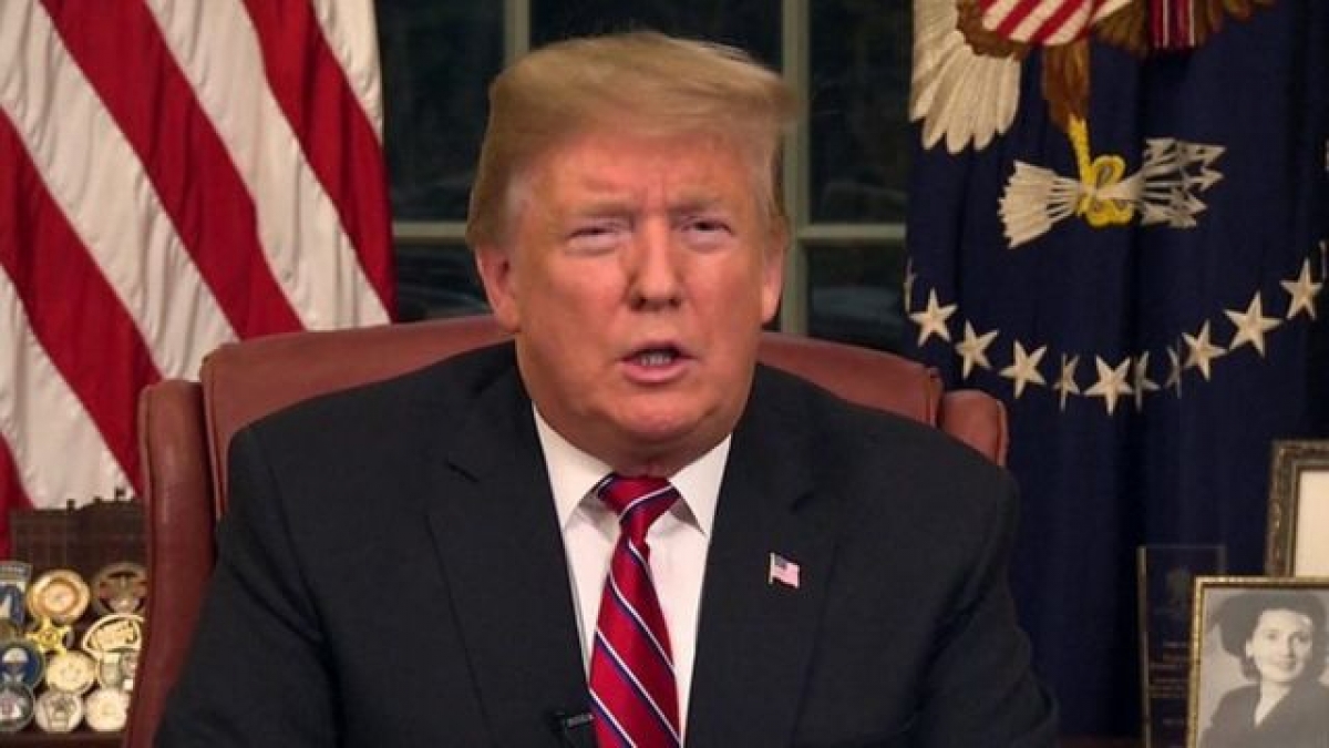 Tổng thống Donald Trump chính thức trở lại đường đua bầu cử Mỹ. Ảnh: BBC.