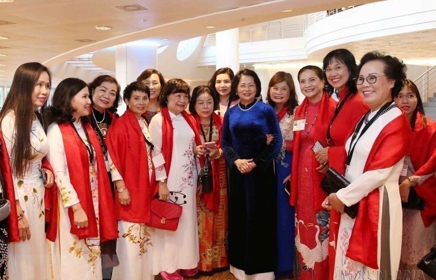 Vai trò và vị thế quan trọng của phụ nữ Việt Nam trong thời kỳ mới