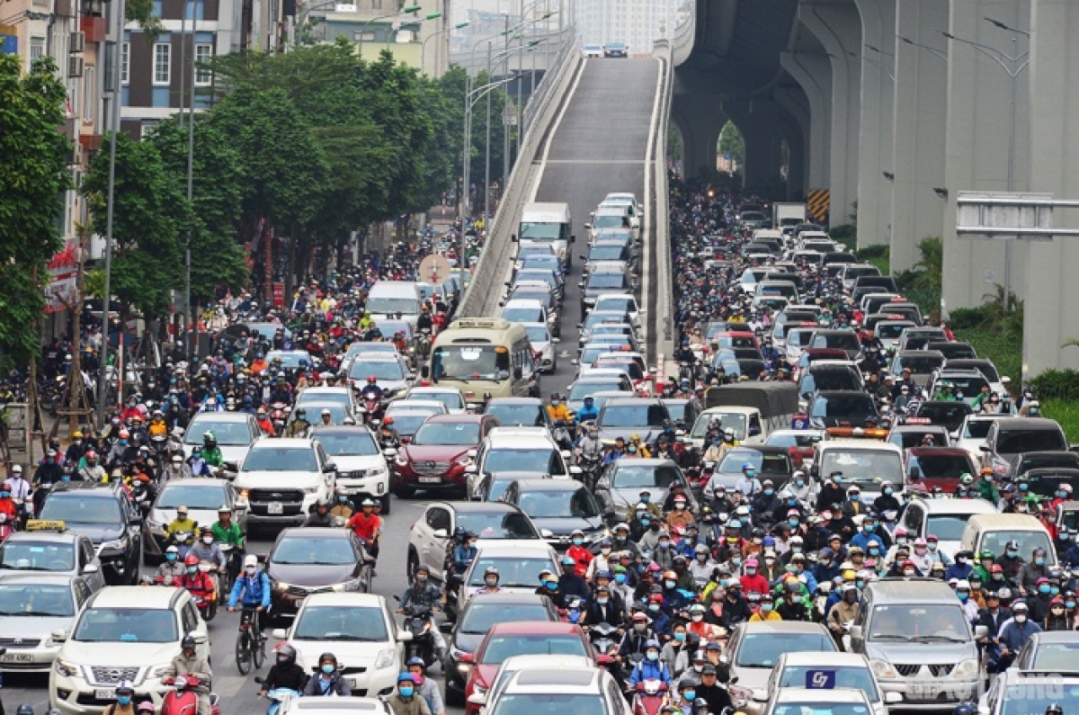 Lý do “đoạn đường cong mềm mại” Trường Chinh vừa thông xe, Ngã Tư Sở kẹt cứng