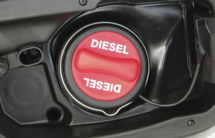 Anh dự kiến cấm bán ô tô chạy xăng và diesel từ 2030