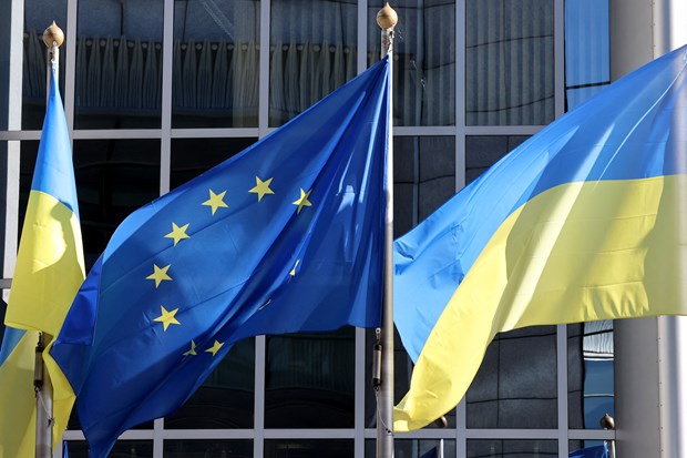 EC de xuat goi tai chinh quan trong cho Ukraine trong nam 2023 hinh anh 1