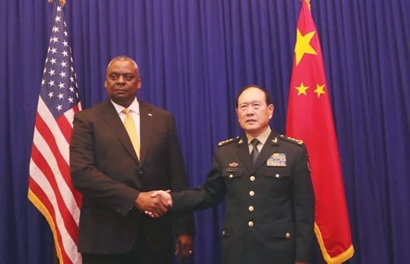 Bộ trưởng Quốc phòng Mỹ và Trung Quốc gặp nhau bên lề ADMM+