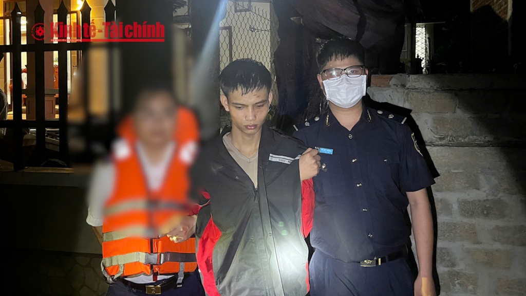 VIDEO: Hải quan phối hợp phá chuyên án hơn 15.000 viên ma túy
