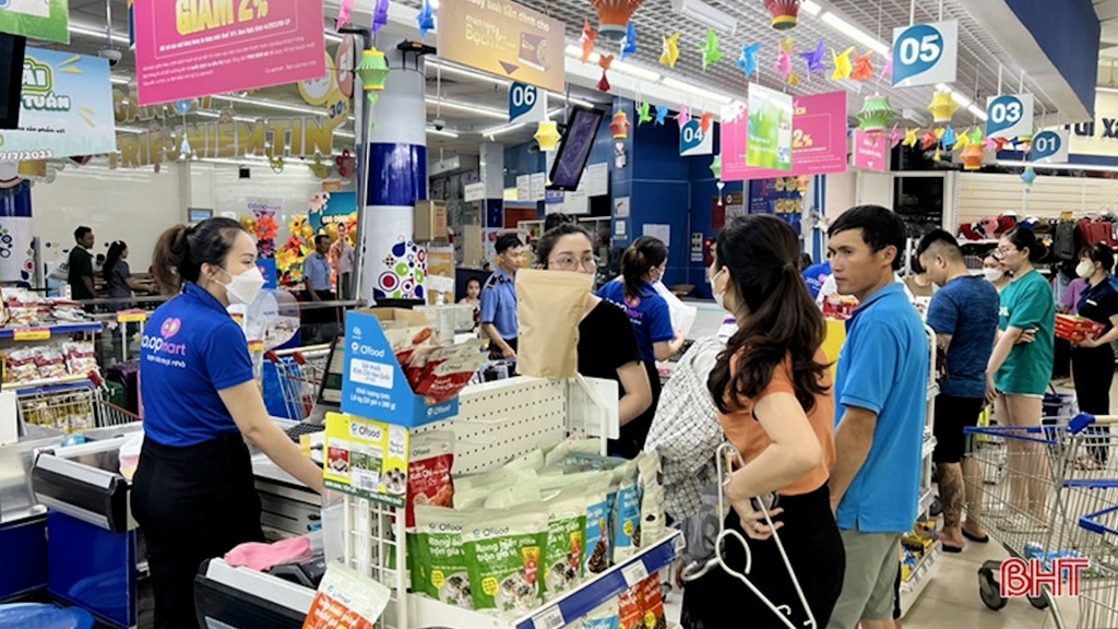 PODCAST: “Sức mua, niềm tin dần ấm lên từ loạt chính sách giảm thuế, phí”